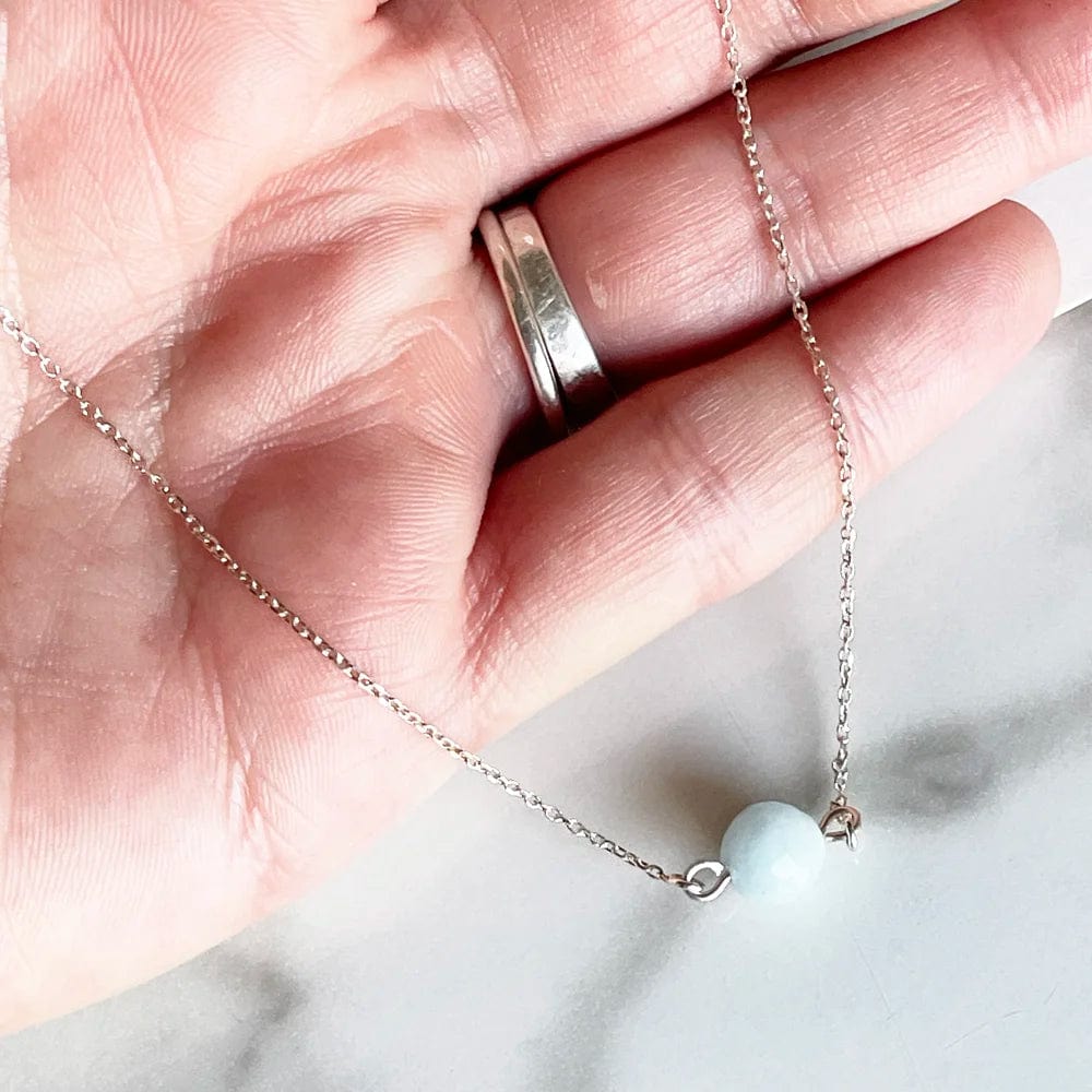 Aquamarine ball necklace in Silver