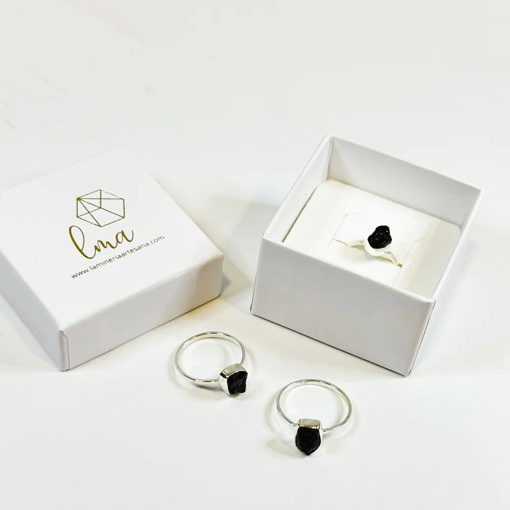 Anillo de plata con Mineral en Bruto