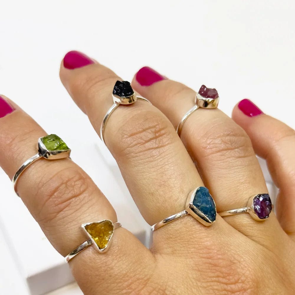 Anillo de plata con Mineral en Bruto