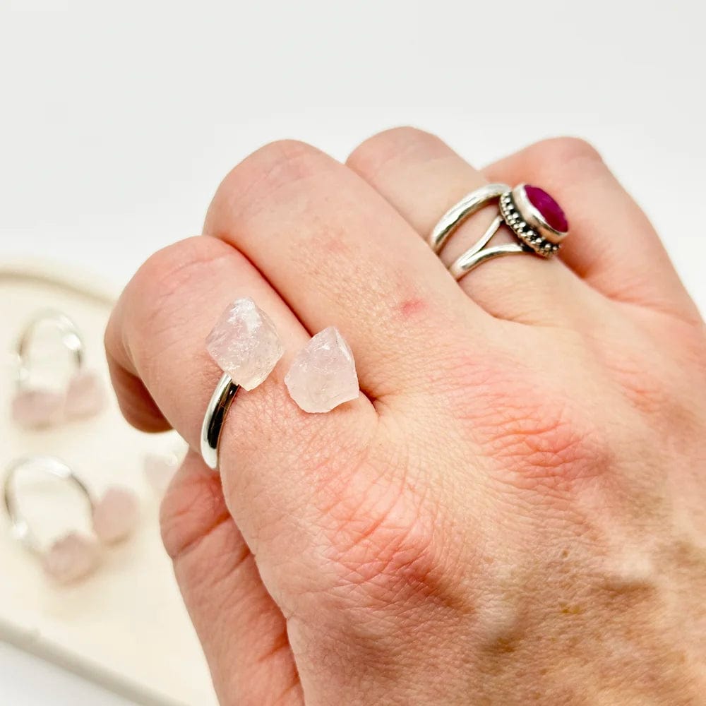 Anillo de plata con Cuarzo Rosa