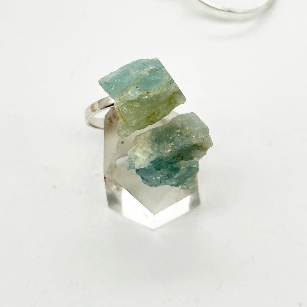 Anillo de plata con Aguamarina
