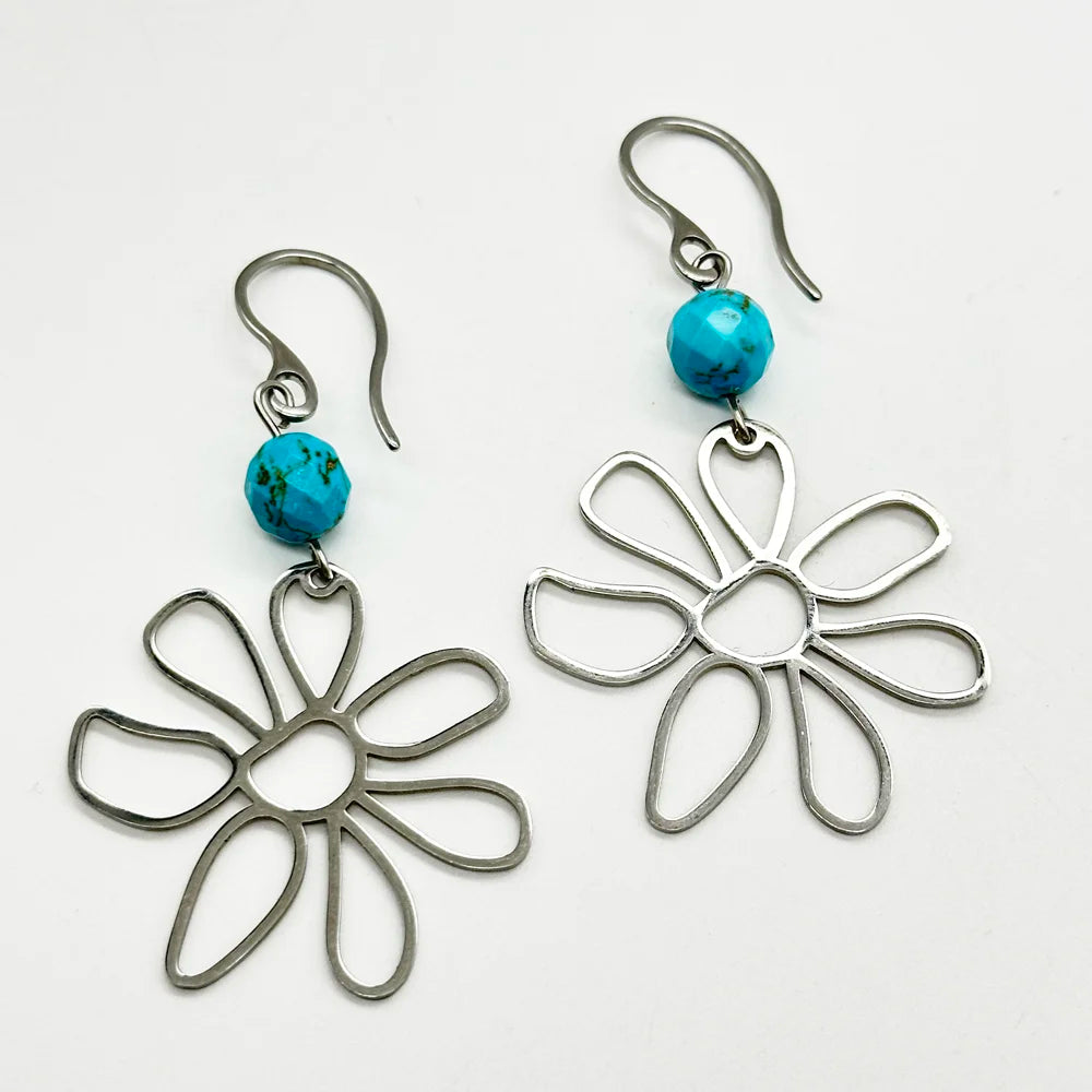 Long earrings with Flower and Mineral