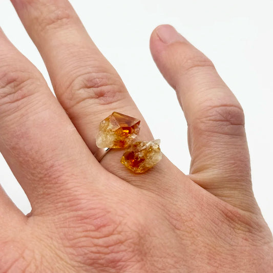 Anillo de plata y Citrino