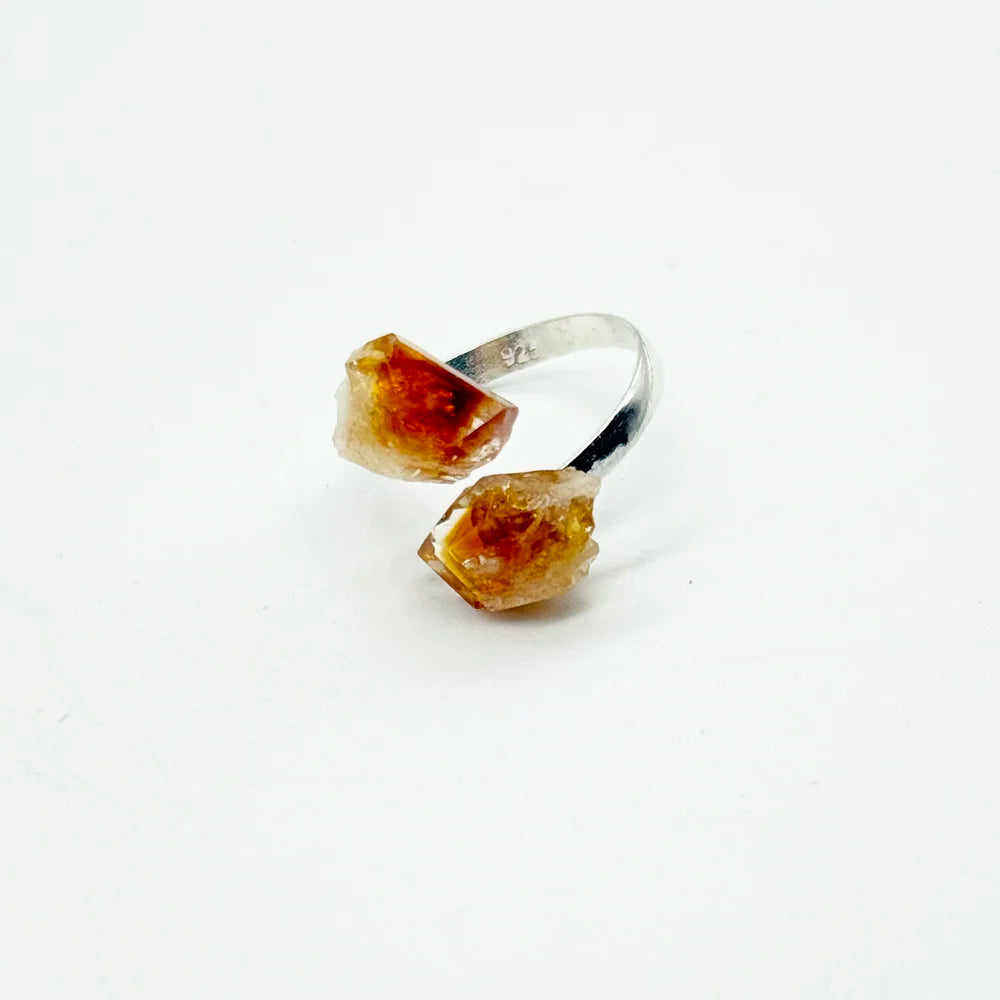 Anillo de plata y Citrino