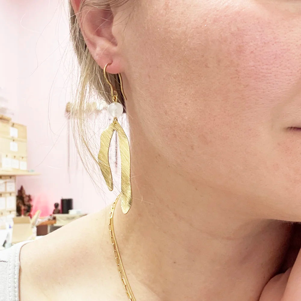 Pendientes dorados XL con Mineral