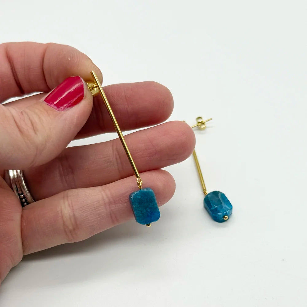 Pendientes largos con Mineral