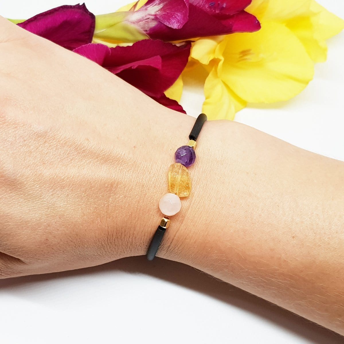 pulsera del zodiaco, tu zodiaco aries, signo del zodiaco, minerales y sus propiedades, plata y minerales, joyas con minerales, pulsera, joyas online, los minerales de tu zodiaco.