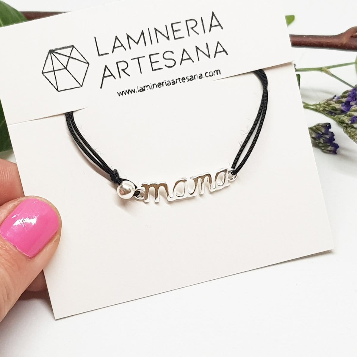 Pulsera mama, especial día de la madre, diseños mama, pulseras de plata, plata, joyeria artesana, joyas artesanales, lamineria artesana, bisuteria online, plata y minerales, mama plata