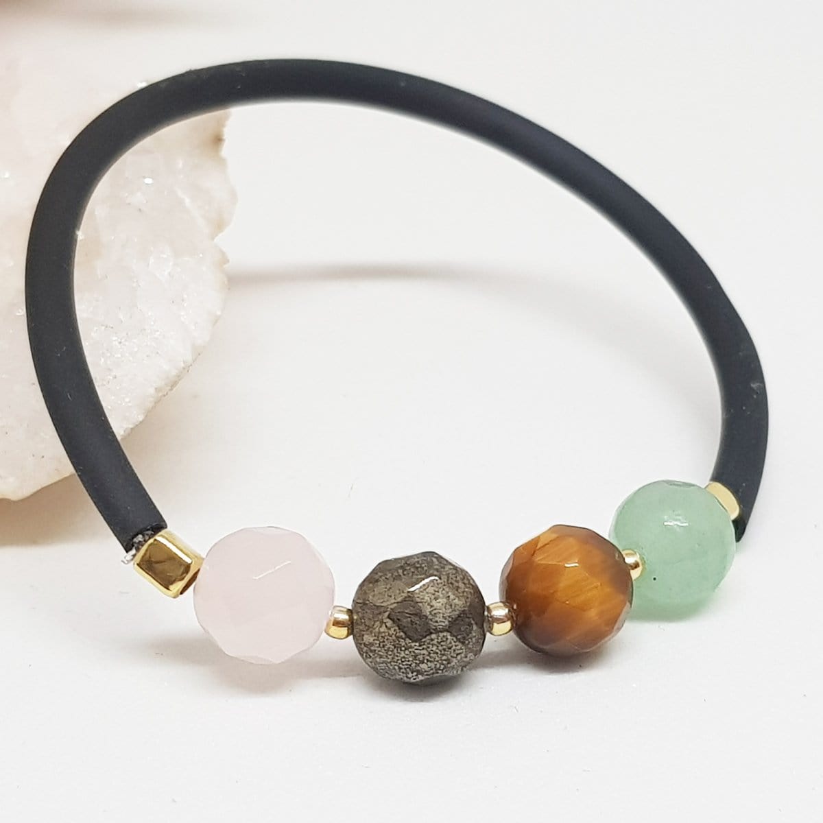 joyas artesanales, gemoterapia, mineral therapy, plata y minerales, pulsera minerales, minerales, piedras terapeuticas, gemoterapia, las propiedades de los minerales, therapy, mineral stone therapy, pulseras, bracelets, joyas online, regalos originales, bienestar, LaMineria Artesana, cursos con minerales, terapia con minerales, cristaloterapia