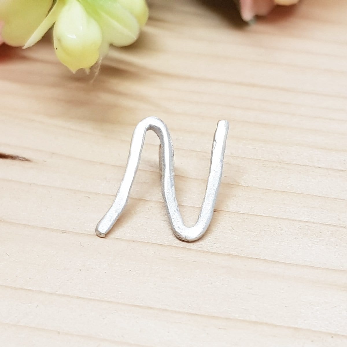 inciales, letras, colgantes letras, colgante inicial, collar personalizado, letras de plata, plata artesana, joyas artesanales, joyeria artesana