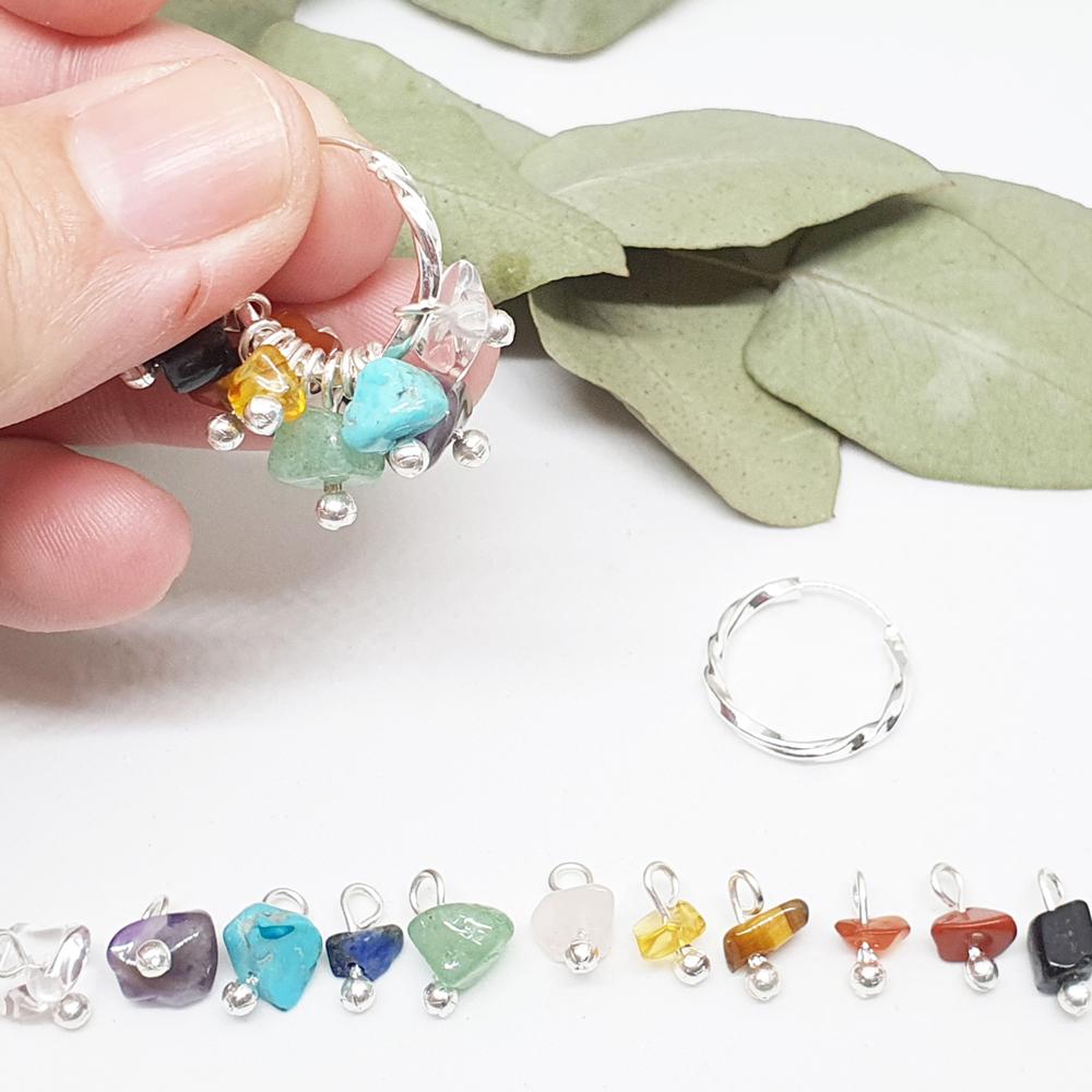 aros de plata con los 10 minerales naturales de los chacras