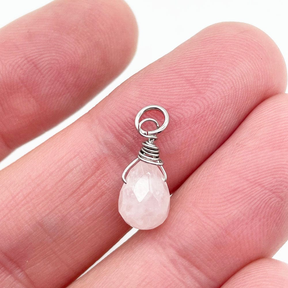 lágrimas de fluorita, lágrimas de plata y mineral, piedras preciosas, piedras y sus beneficios, joyeria artesana, plata y minerales, joyas, colgantes de piedras, cuarzo rosa