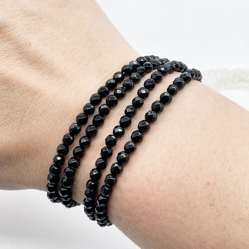 pulsera onix, onix, minerales naturales, puplseras con minerales, pulseras hombre, pulseras mujer, lamineria artesana, joyas artesanas, piedras preciosas, gemas