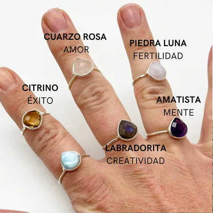Anillo de plata Lágima de Mineral