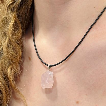 Colgante Mineral en bruto | Protrección - Fuerza - Amor