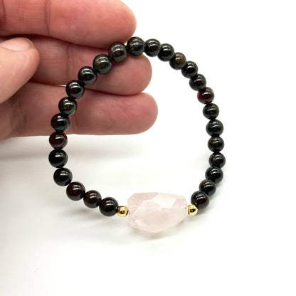 Pulsera Granates y Cuarzo Rosa | Amor y Fuerza