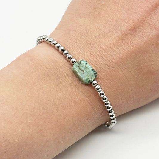 Pulsera bolitas con una piedra