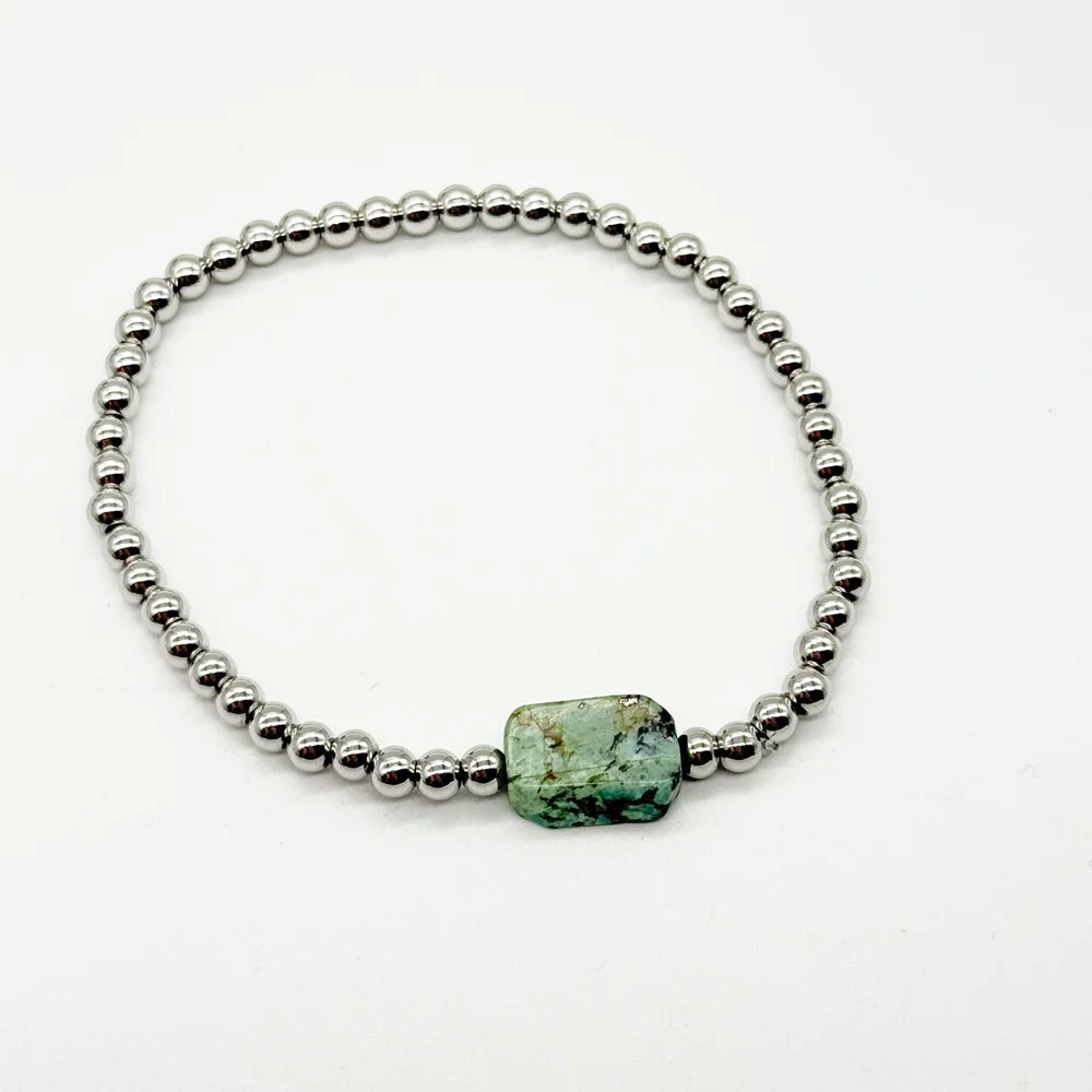 Pulsera bolitas con una piedra