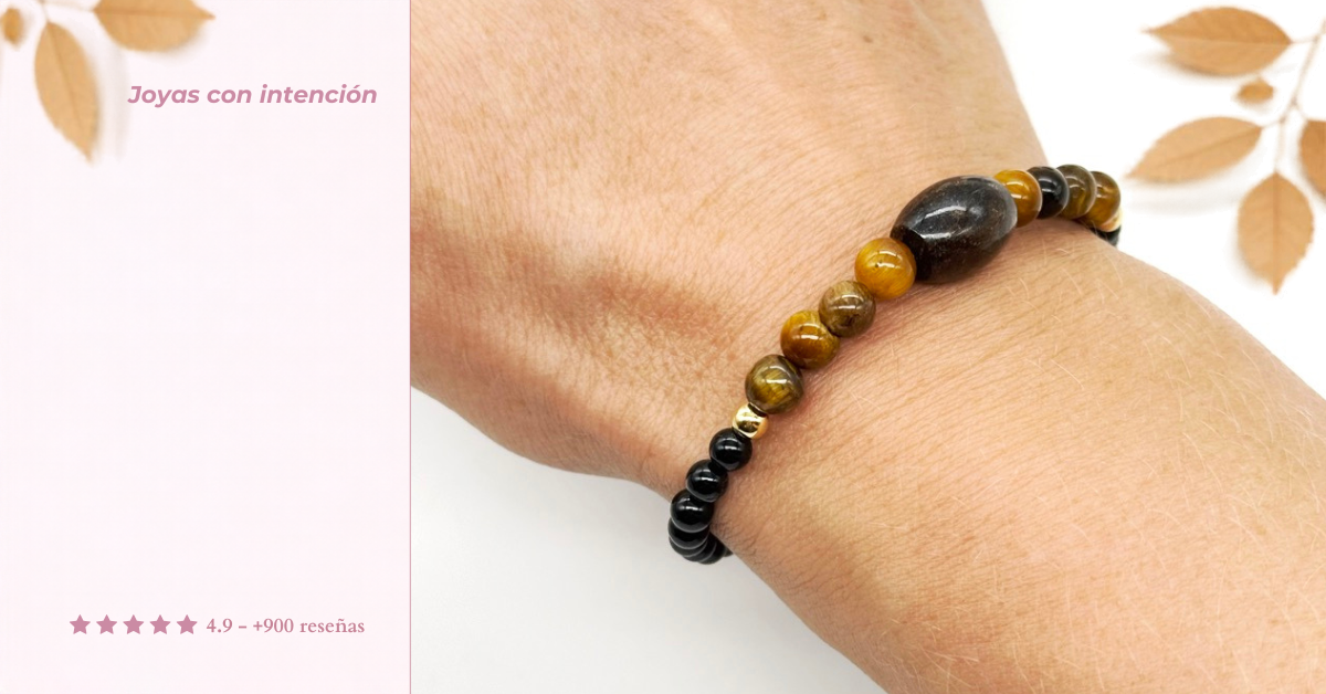 Pulsera artesanal de minerales naturales hecha a mano con turmalina