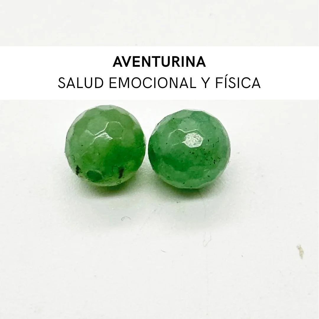 Pulsera de Minerales y una Mariposa