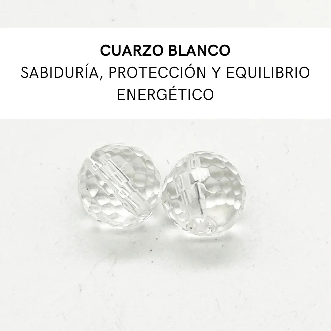 Pulsera de Minerales y una Mariposa