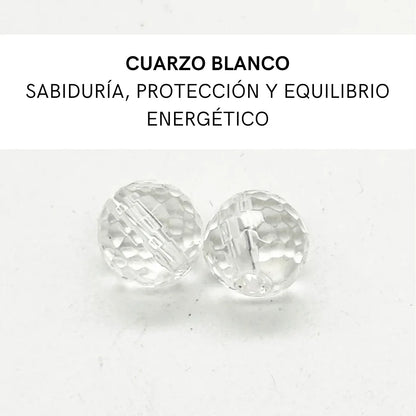 Pulsera de Minerales y una Mariposa