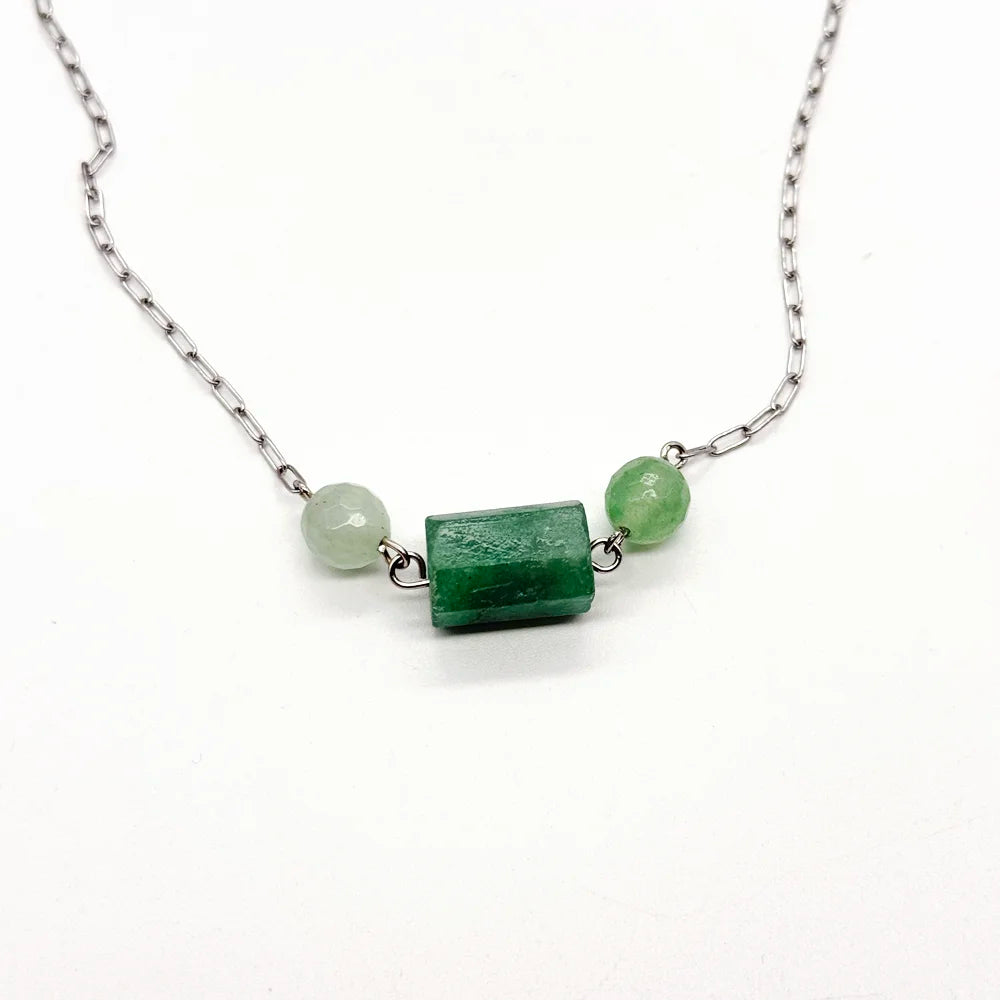 Collar Aventurina Verde acabado plata