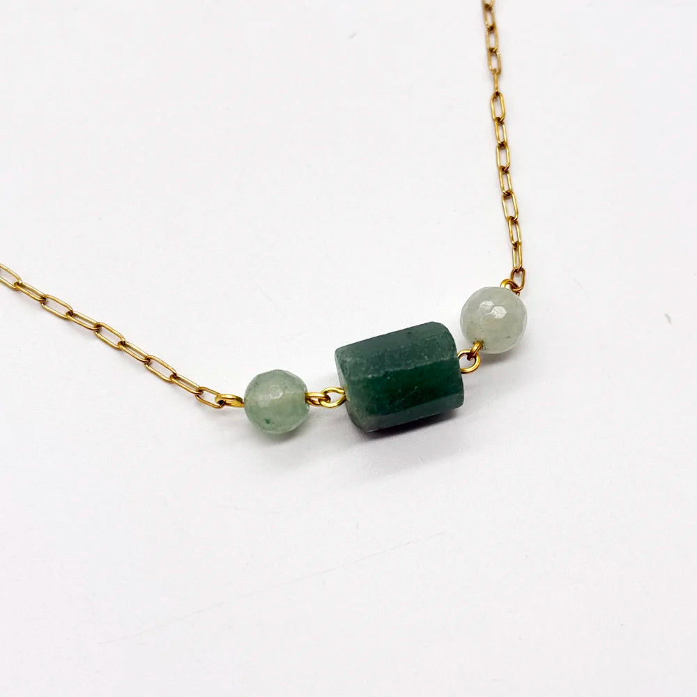 Collar Aventurina Verde acabado oro