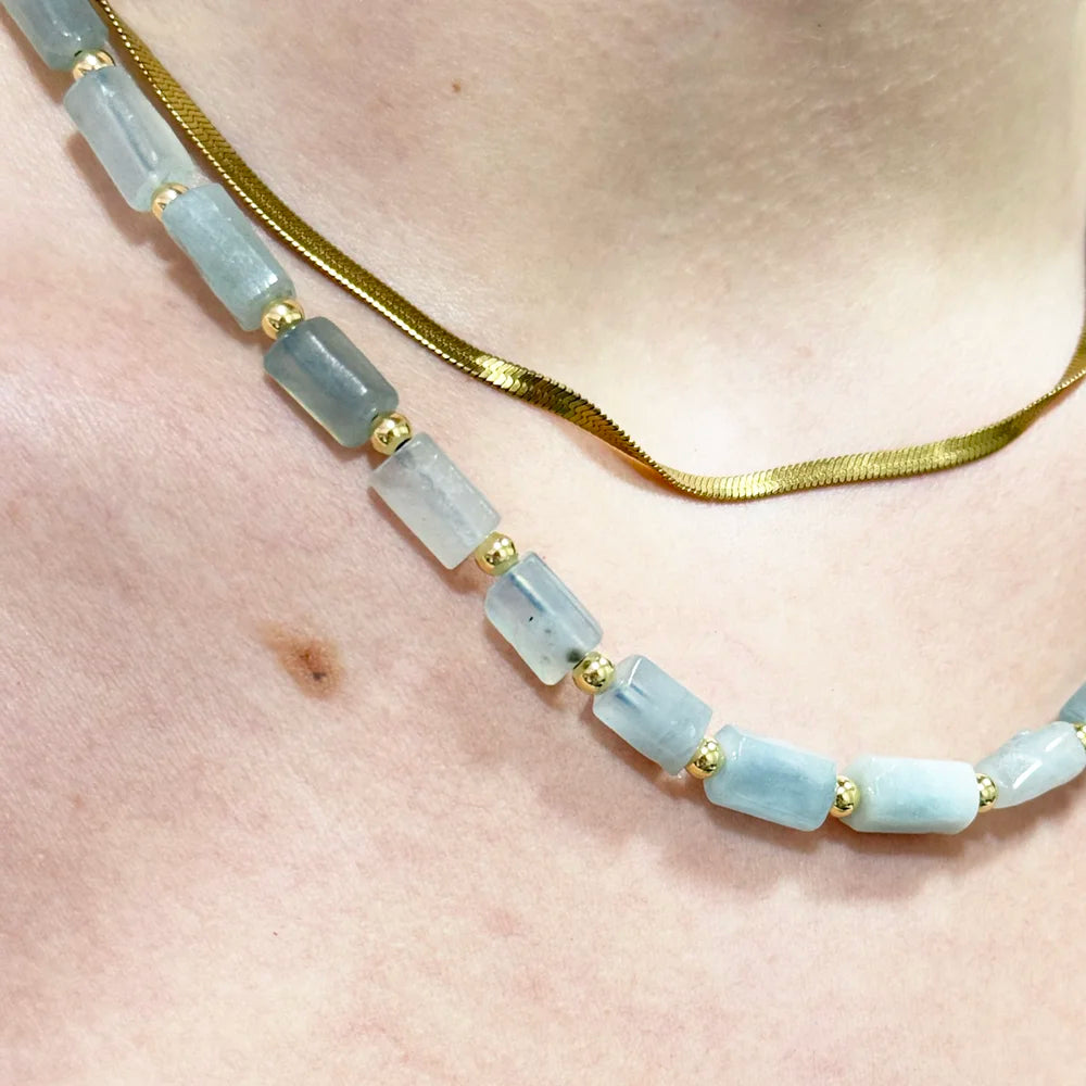 Collar de Aguamarina Natural · Plata Bañada en Oro