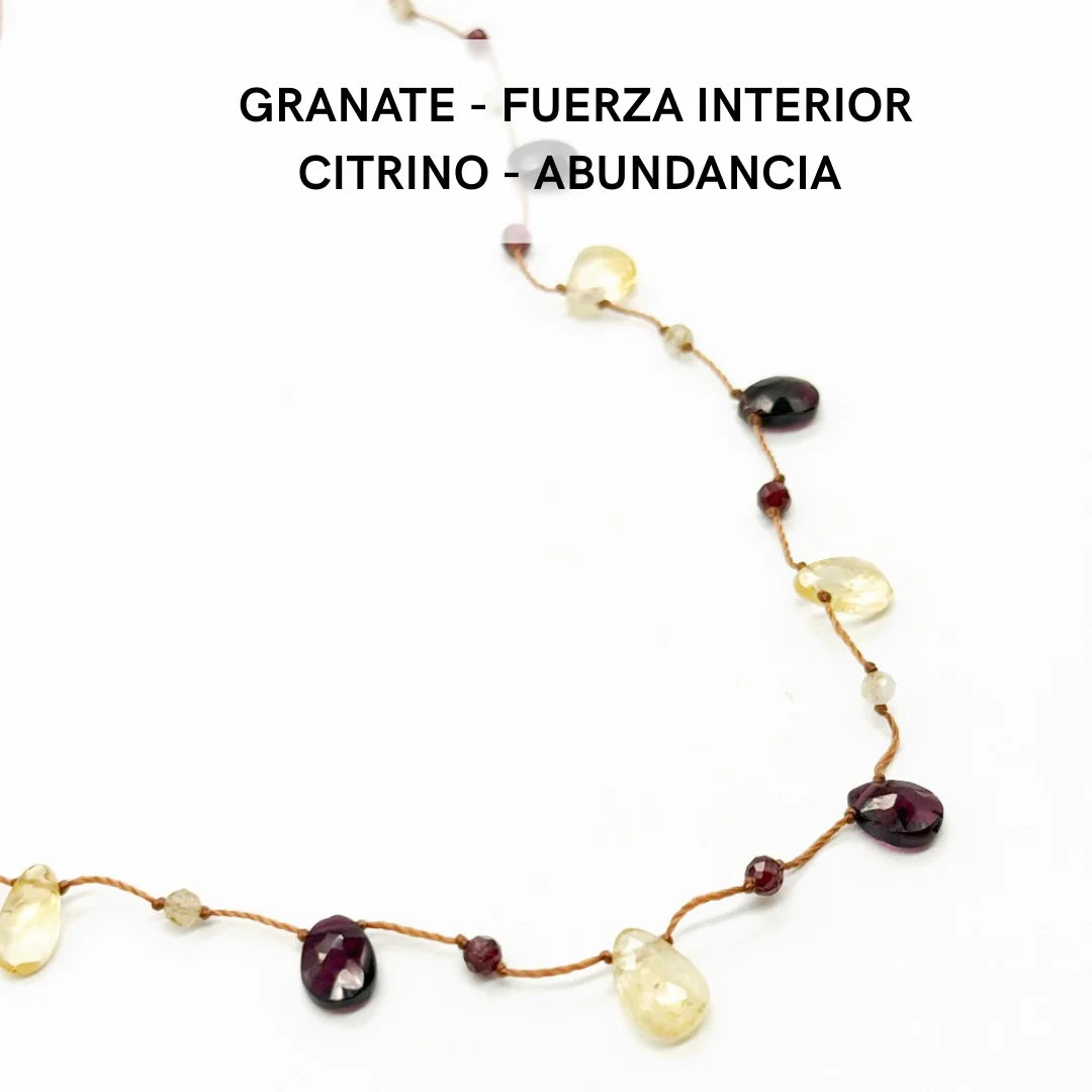 Collar Lágrimas de Minerales Naturales