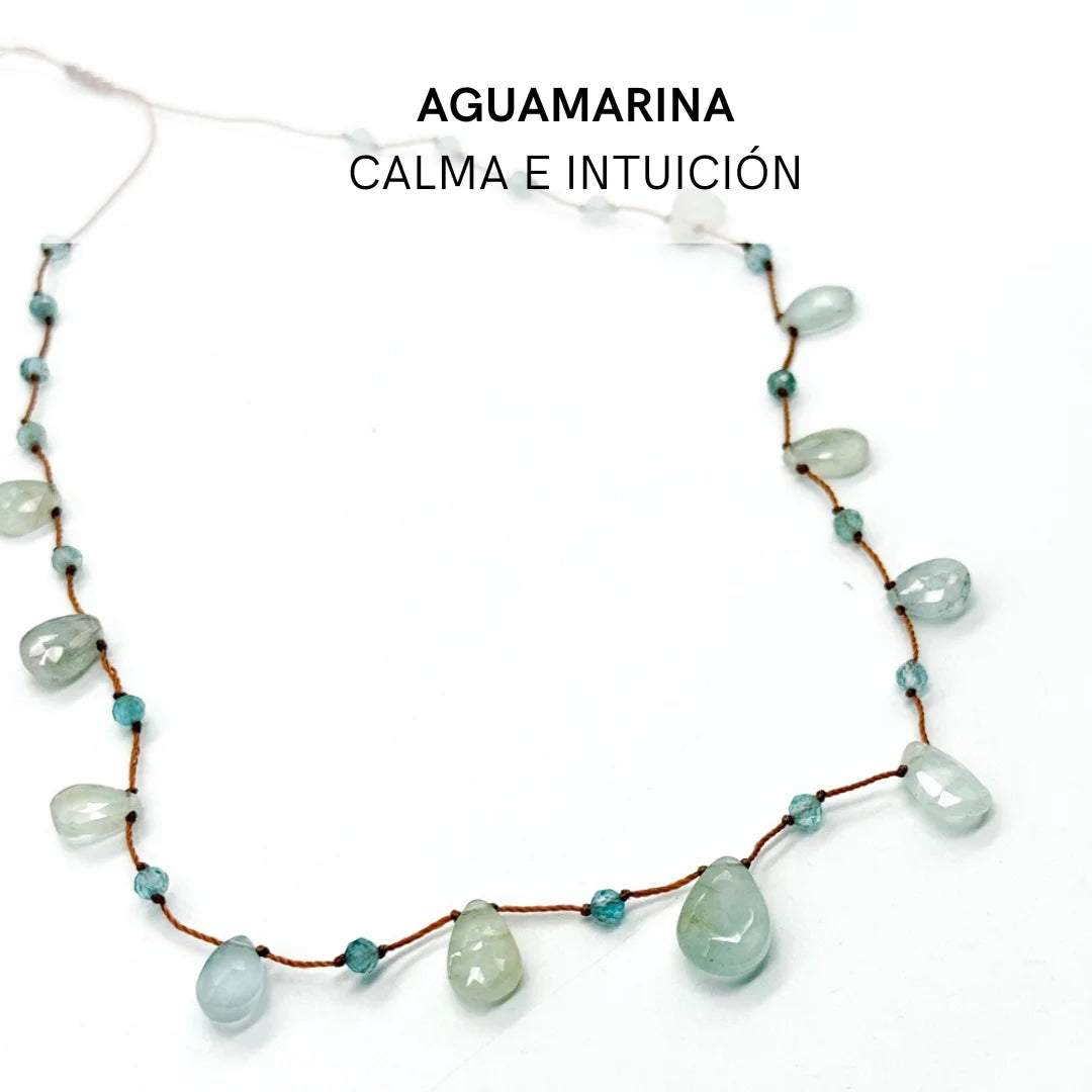 Collar Lágrimas de Minerales Naturales