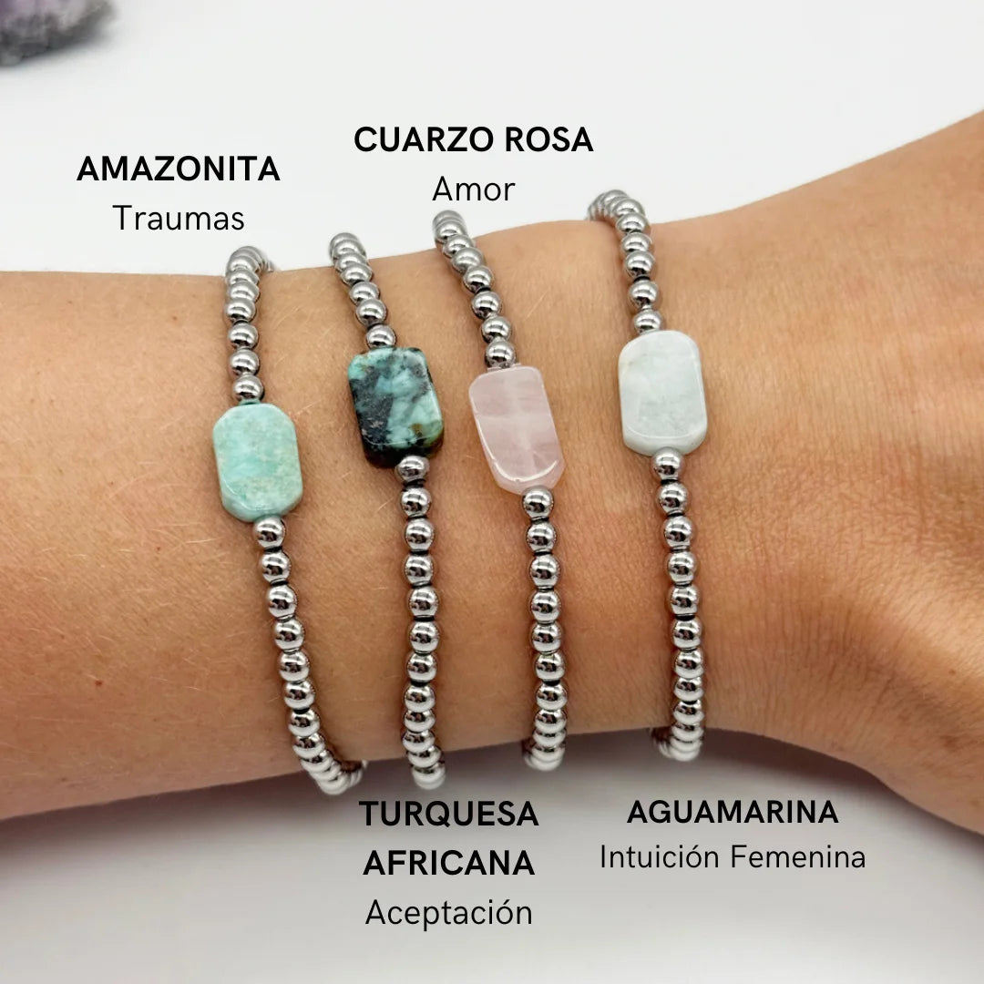 Pulsera bolitas con una piedra