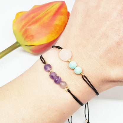 Pulsera de hilo negro con mineral natural a elegir