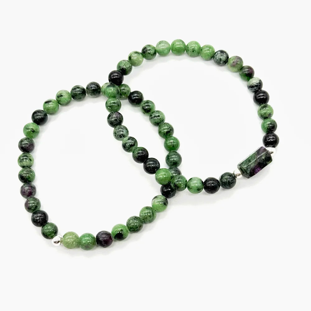 Pulsera de Rubí Zoisita bolas 6mm · Fuerza y Equilibrio