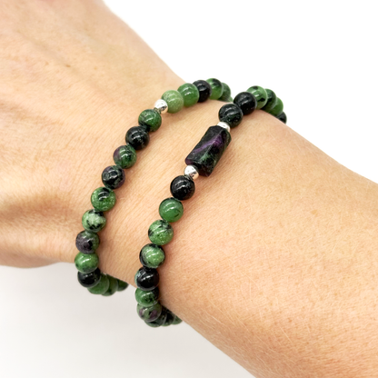 Pulsera de Rubí Zoisita con Tubo · Fuerza y Equilibrio