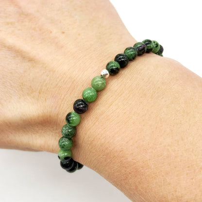 Pulsera de Rubí Zoisita bolas 6mm · Fuerza y Equilibrio