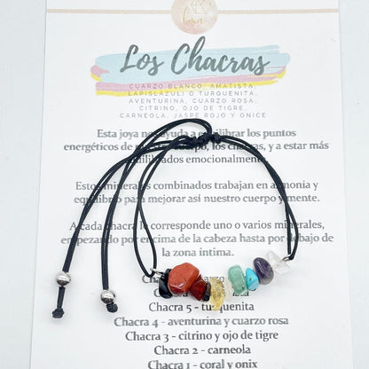 Pulsera artesanal de los chakras con trocitos de minerales naturales